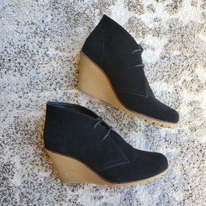 Kelsi Dagger Brooklyn Women's Fanetta Wedge Ankle Bootie Suede Leather Size 7